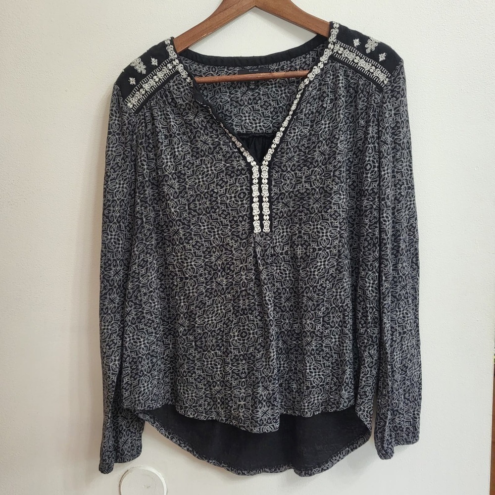 Lucky Brand Long Sleeve Black and White Boho Blouse Size Small